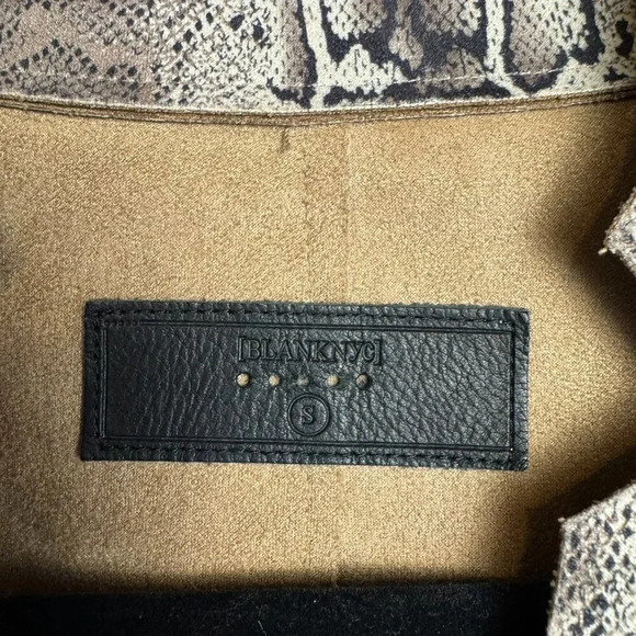 Blank NYC Faux Leather Snakeskin Print One Button Jacket small L1 - Picture 2 of 5